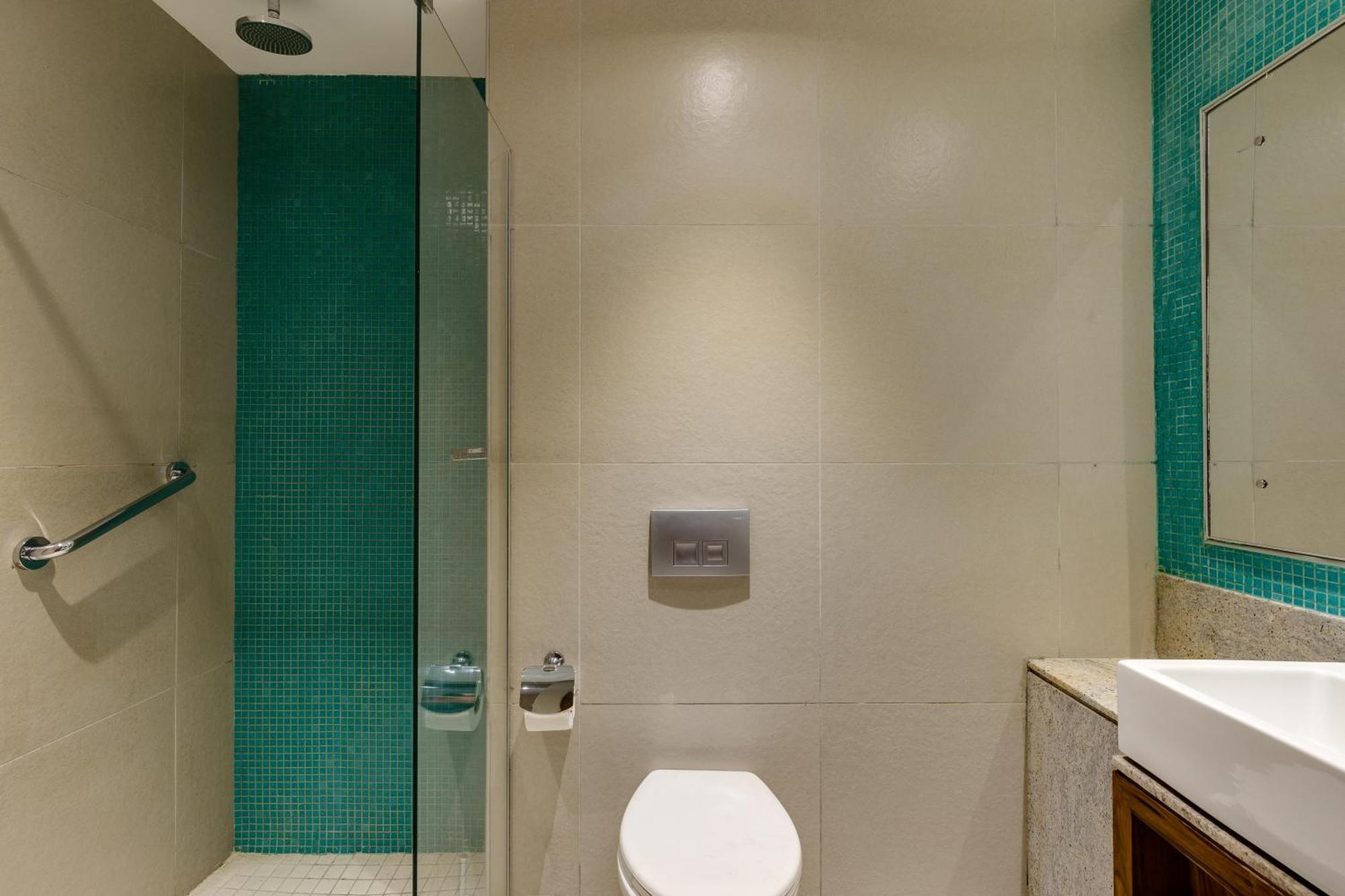 Protea Hotel By Marriott Benin City Select Emotan Екстер'єр фото
