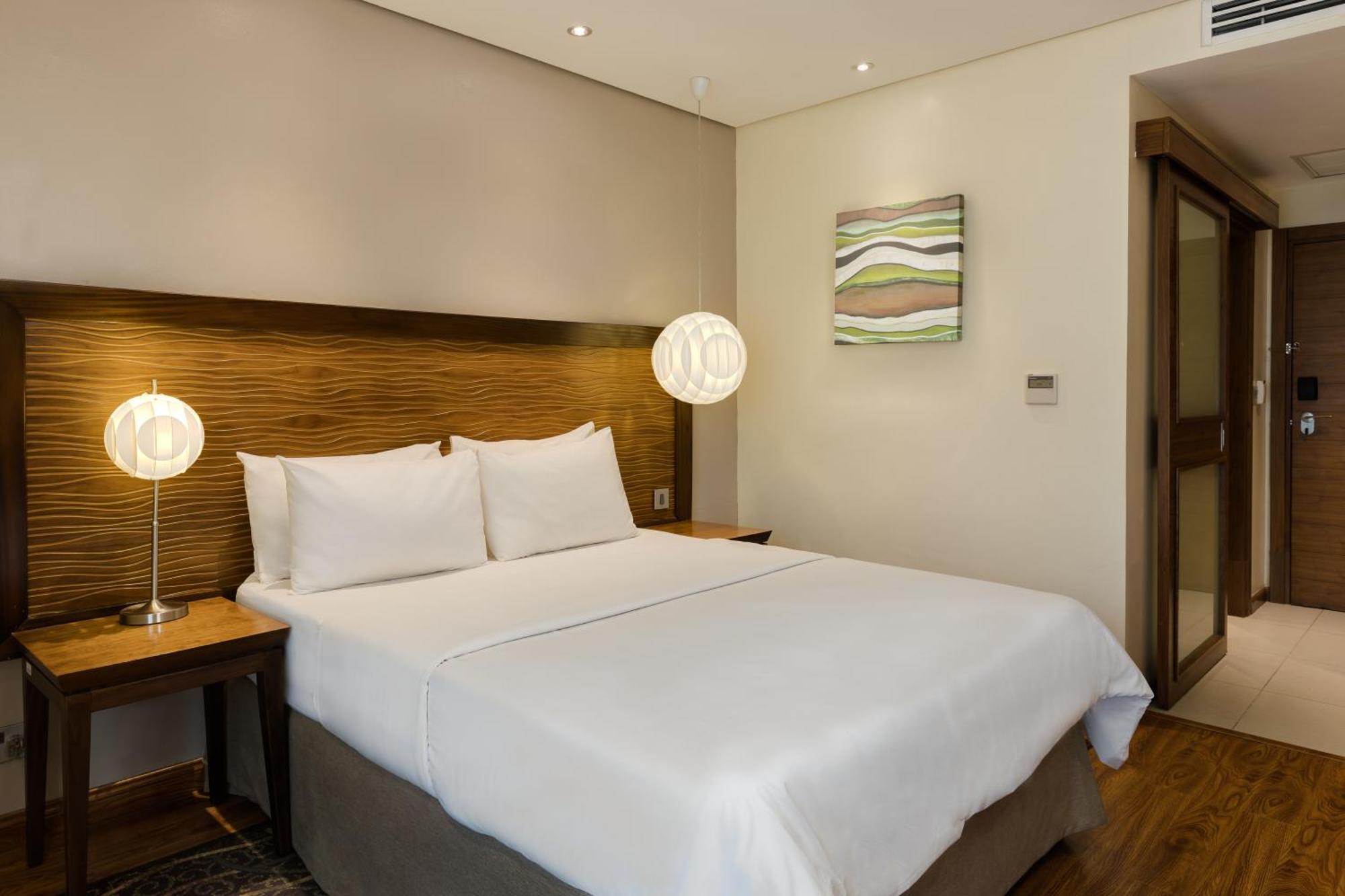 Protea Hotel By Marriott Benin City Select Emotan Екстер'єр фото