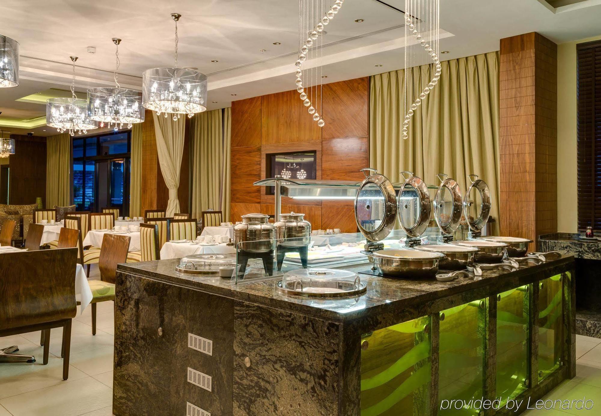 Protea Hotel By Marriott Benin City Select Emotan Екстер'єр фото